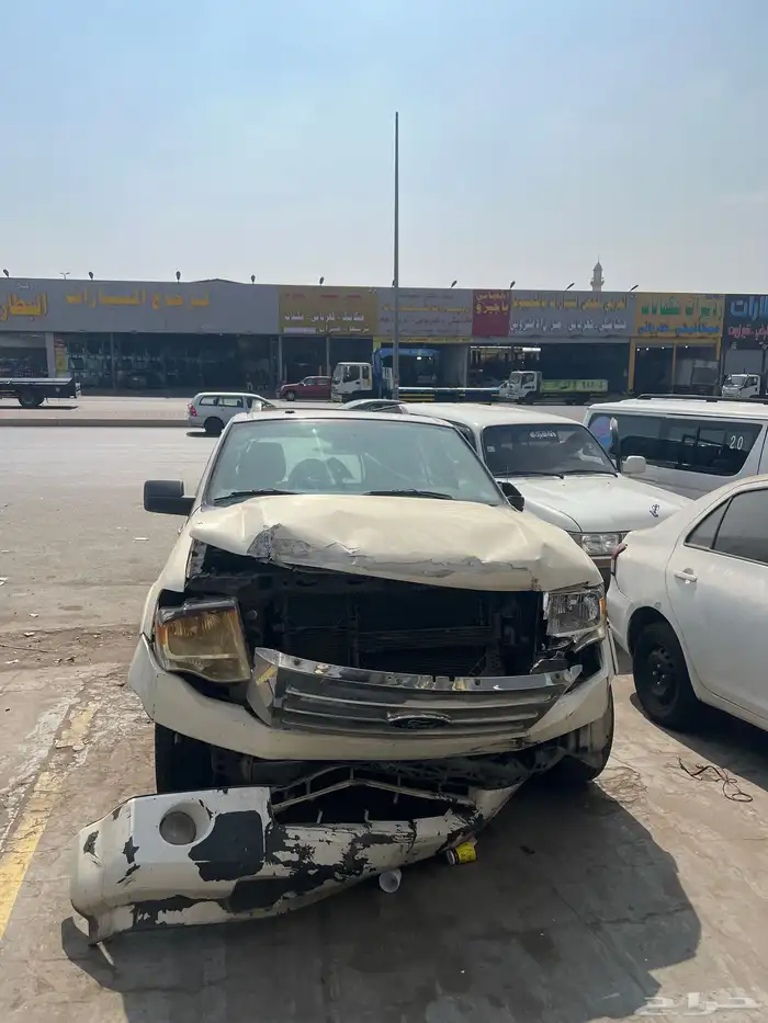 سيارة جمس اكسبدشن 2013 للبيع على سوم 0