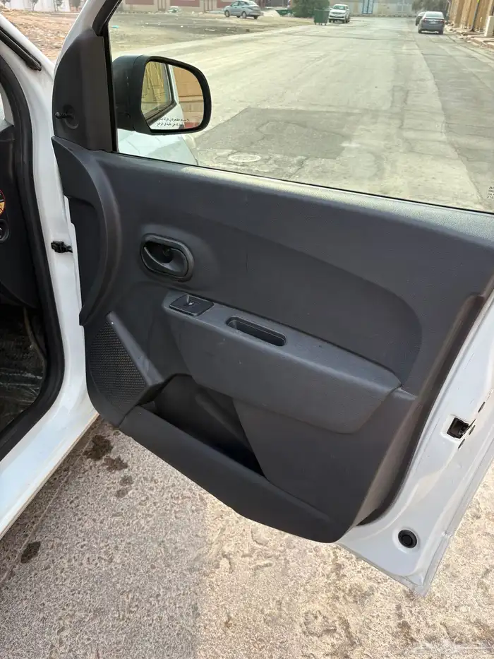 للبيع باص دوكور نظيف موديل 2022 10