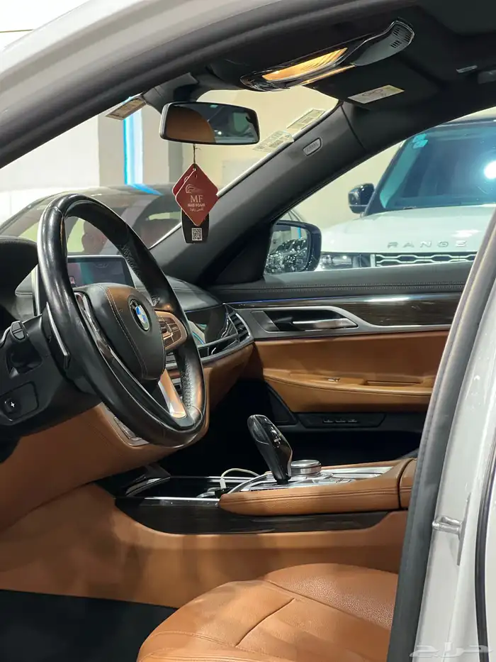 بي ام دبليو - 2019 - 740 - فل كامل - بسعر 99 الف 8