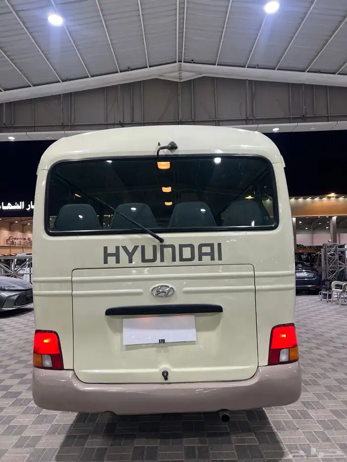 للبيع باص هونداي كونتي موديل 2011 ديزل 30 راكب ( ممشي قليل) 4