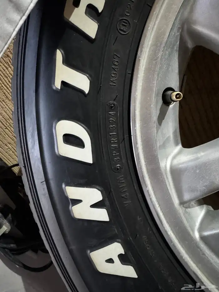 جنود لكزس الحميد مع كفرات دنلوب 0