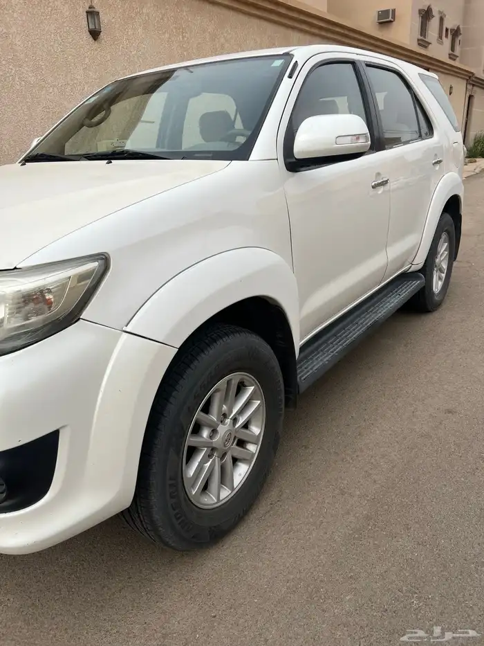 للبيع فورتشنر 6