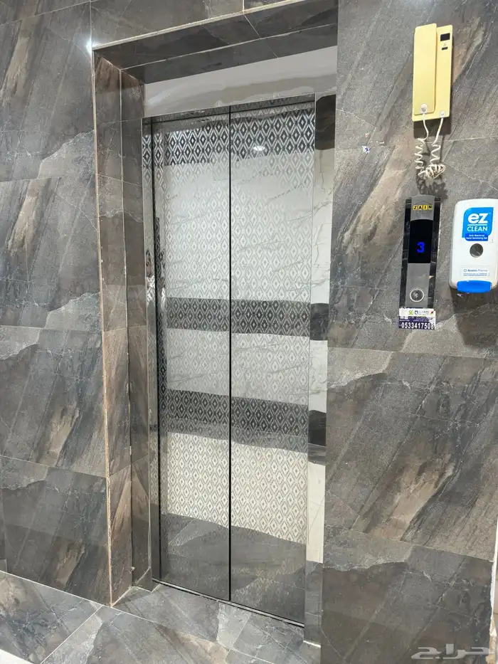 شقه للايجار حي لبن 5 غرف شهري 2