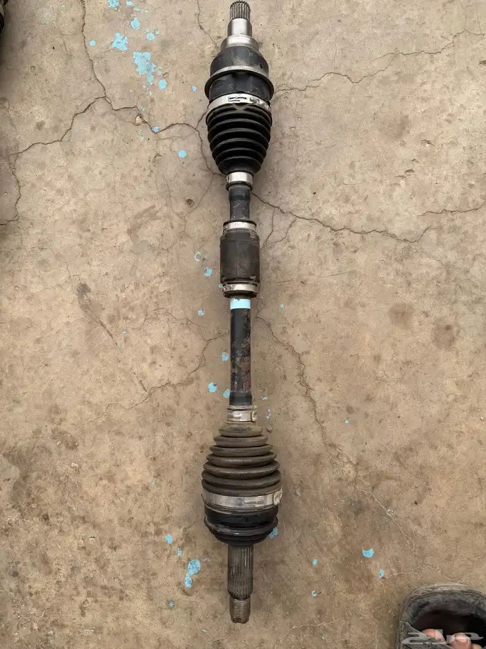 طقم عكوس يارس 2023-2024-2025 اصلي وكاله 1