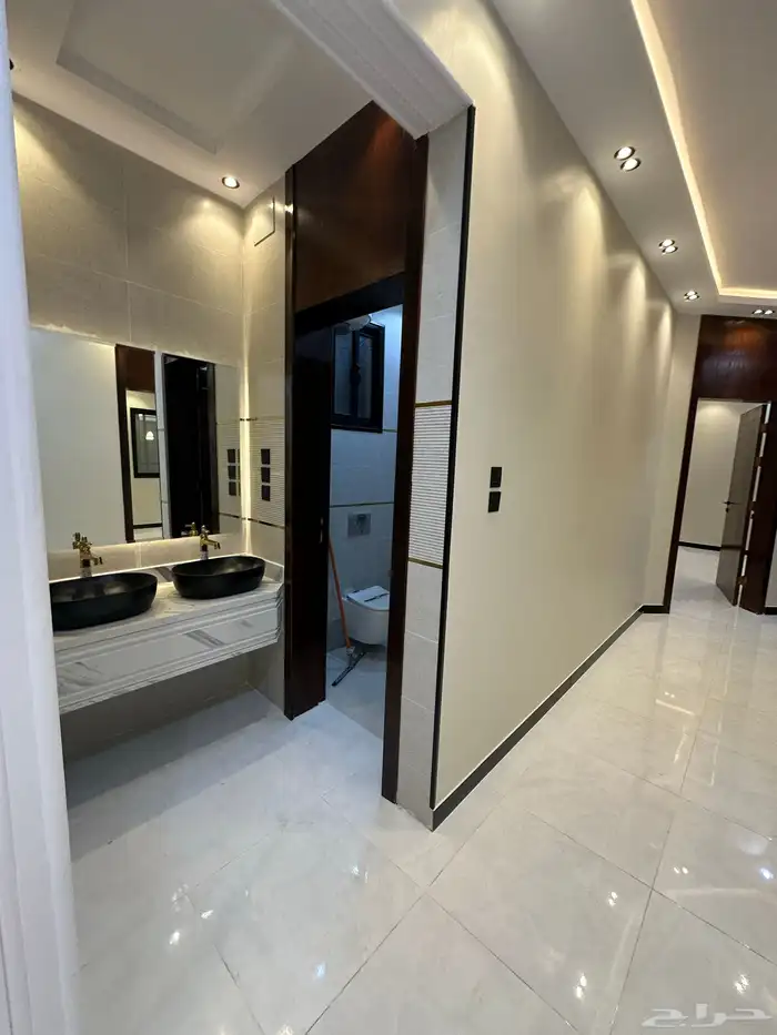 للبيع شقق وارواف اسعار مناسبة بموقع مميز شرق الخميس 9