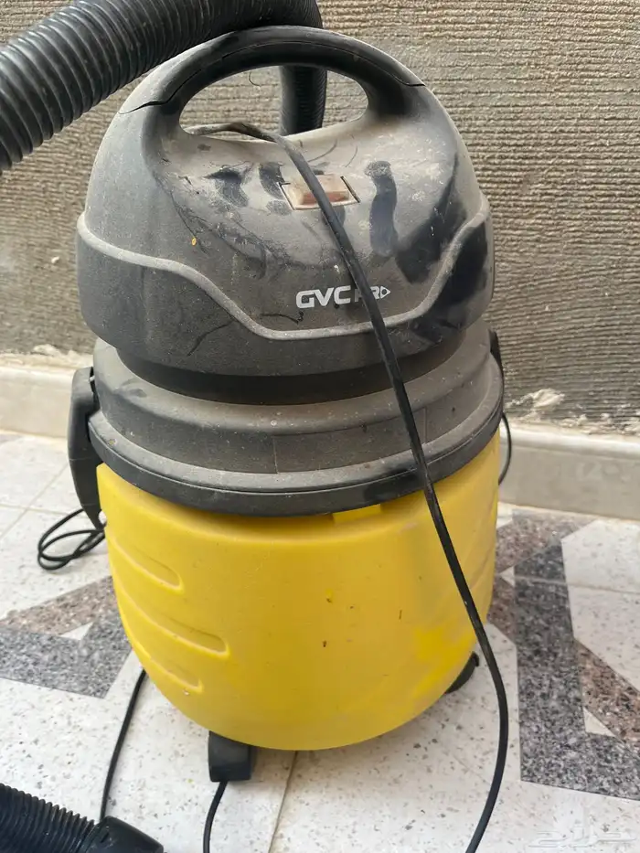 السلام عليكم للبيع مكنسيتين مع مسجل يوكن 2