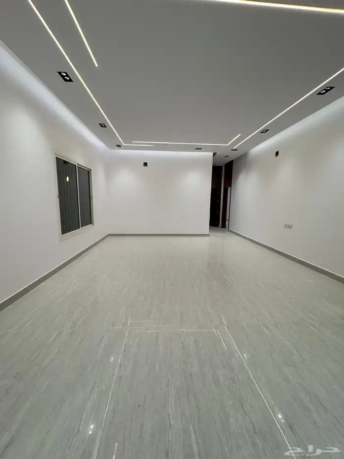 للبيع فيلا درج داخلي شقتين 360 4