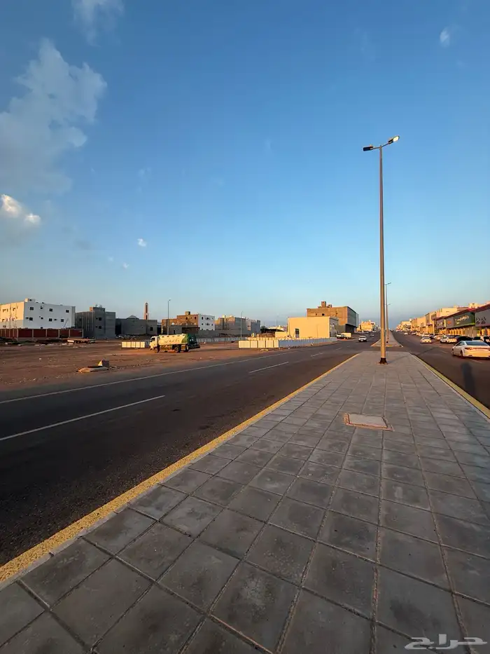 للبيع ارض تجار ية في مخطط النبلاء مساحة 660م 3