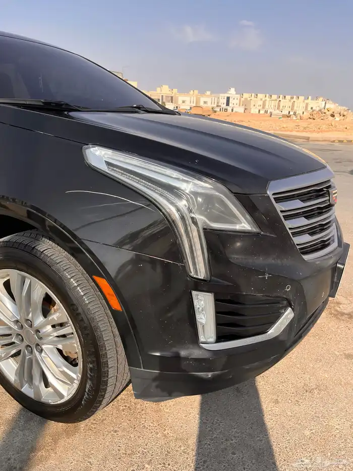 كاديلاك XT5 11