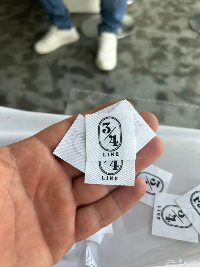 أكياس عبايات بوكس. كروت. ستكر. ورق تغليف 57