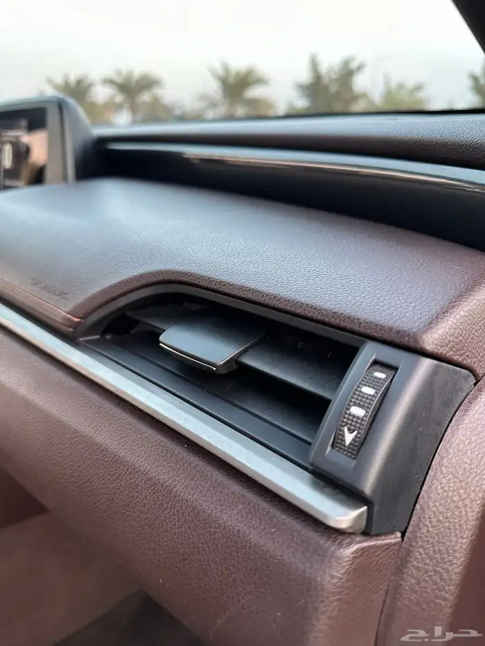 لكزس ES300h هايبرد موديل 2021 ( سعودي ) 34