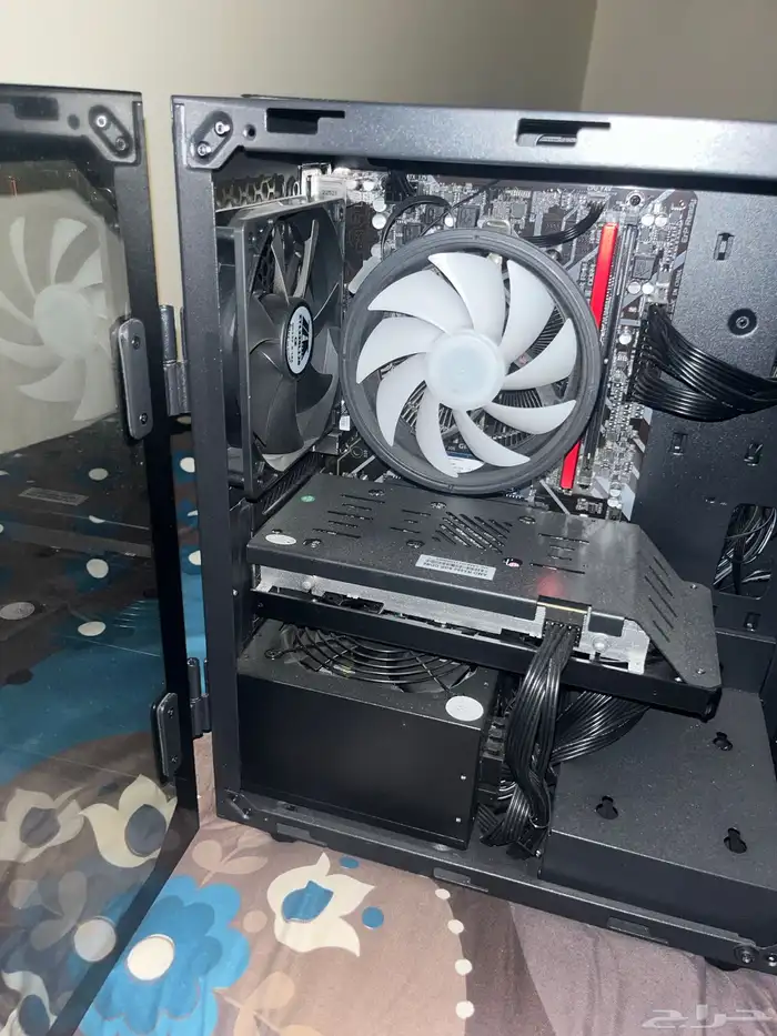 بيسي للبيع للصامل فقط تواصل واتس 5