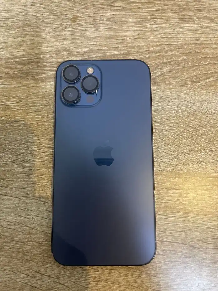 آيفون 12 برو ماكس 1