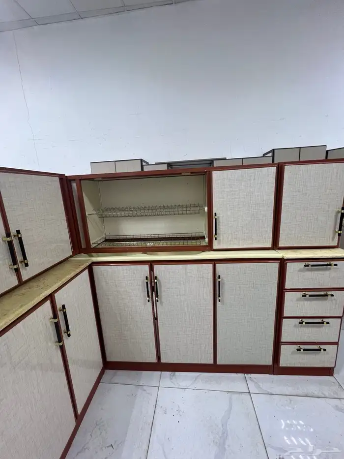 دولاب المطبخ المستعمل مجدد 5متر 3