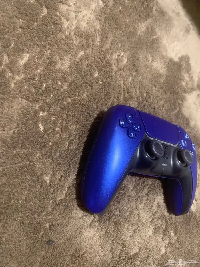 يد سوني فايف اللون ازرق مستخدمه مافيها ولا خراب السعر 100 3