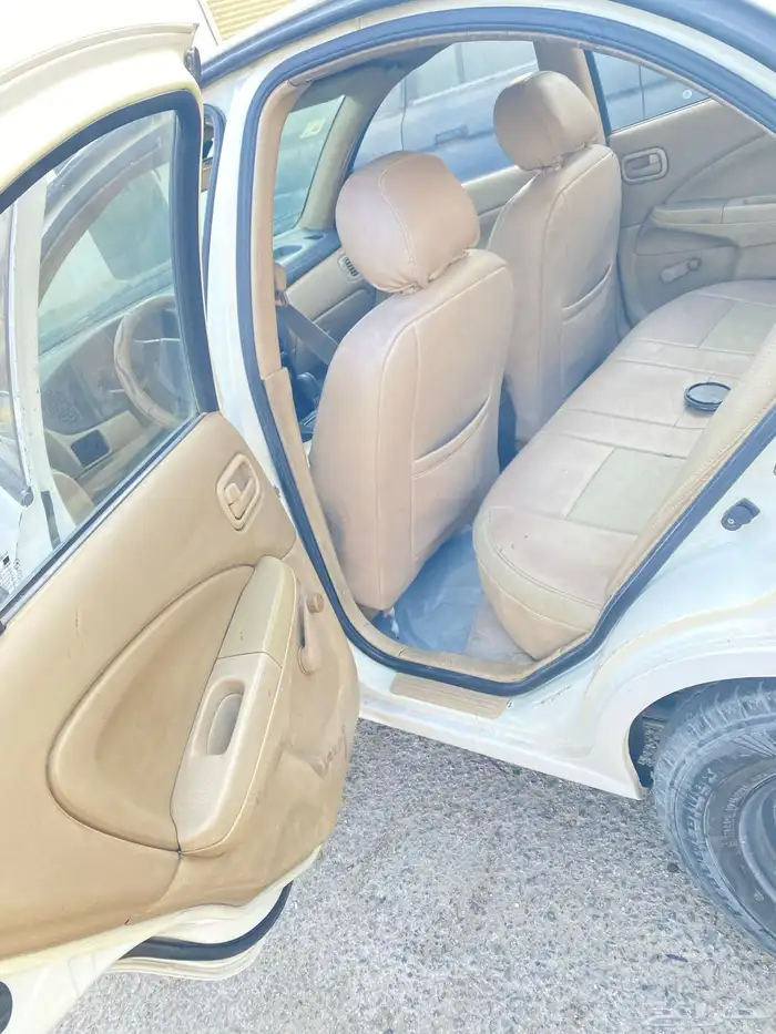 نيسان صني ماشيه 300 بدي وكاله ماعدا الرفرف والباب 3