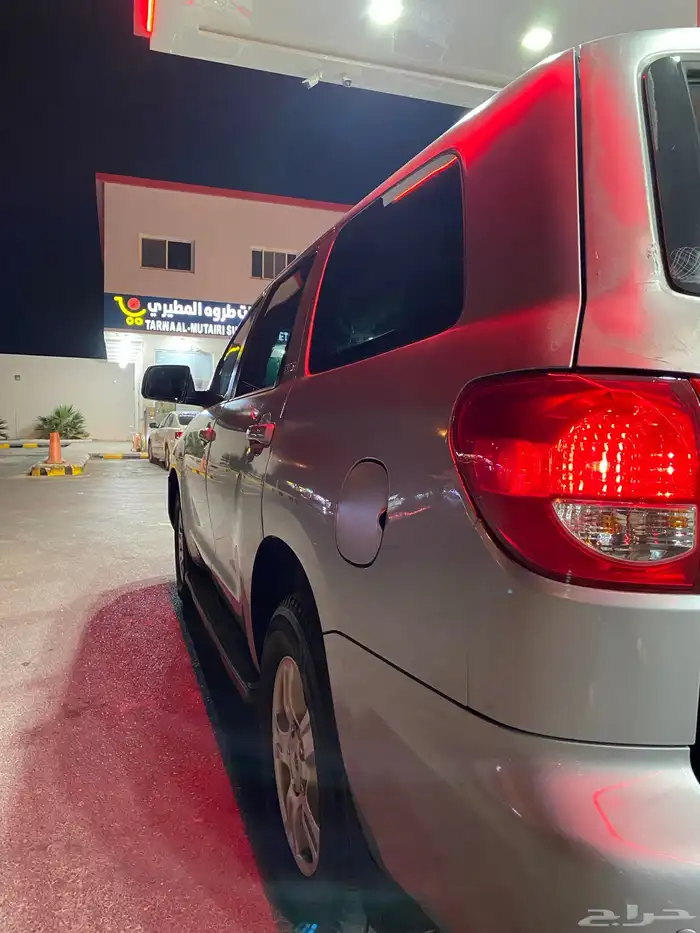 تويوتا سكويا 2013 14