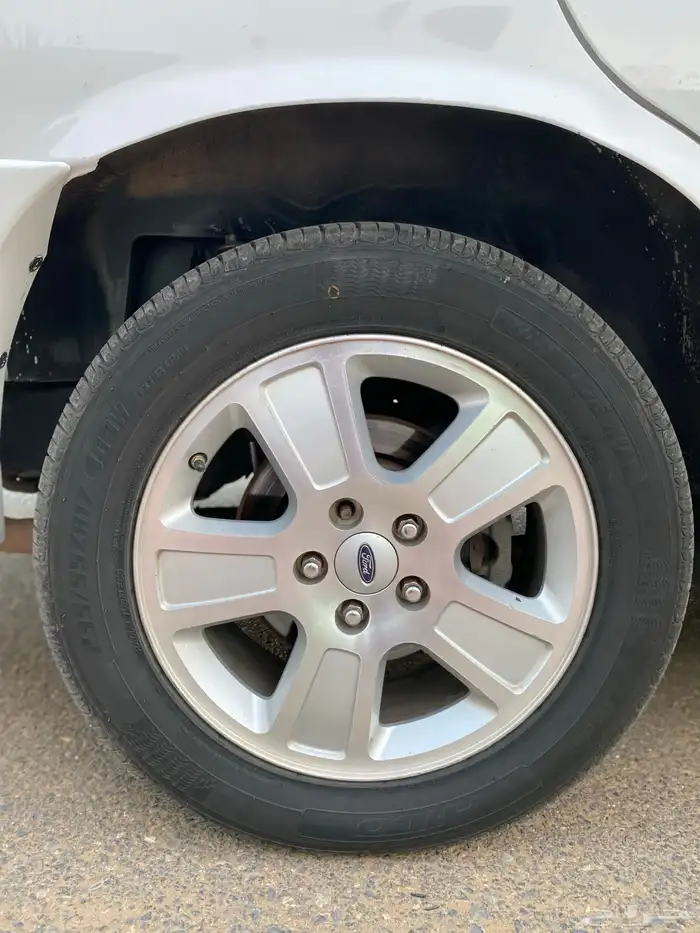 فورد كراون فكتوريا 2011 وكالة 11