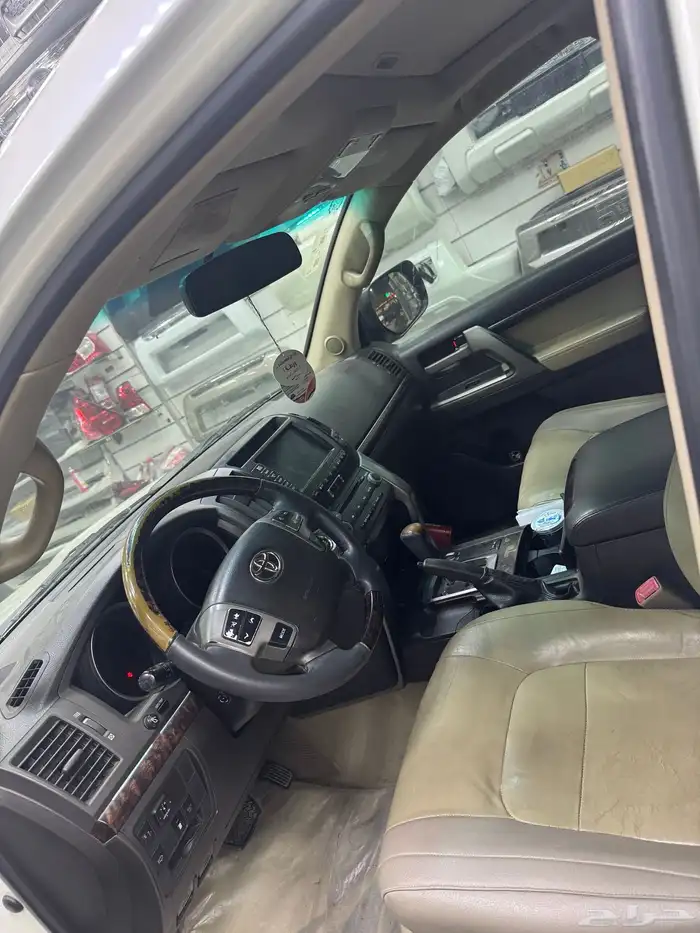 لاندكروزر في اكس ار 2010 31