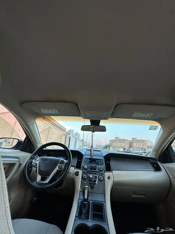 فورد تورس SE 2015 نص فل نظيف للبيع 14