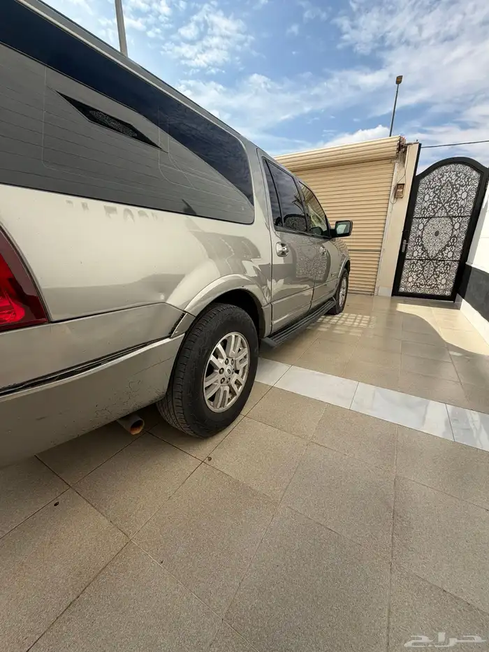 اكسبيدشن مديل 2008 نظيف 3