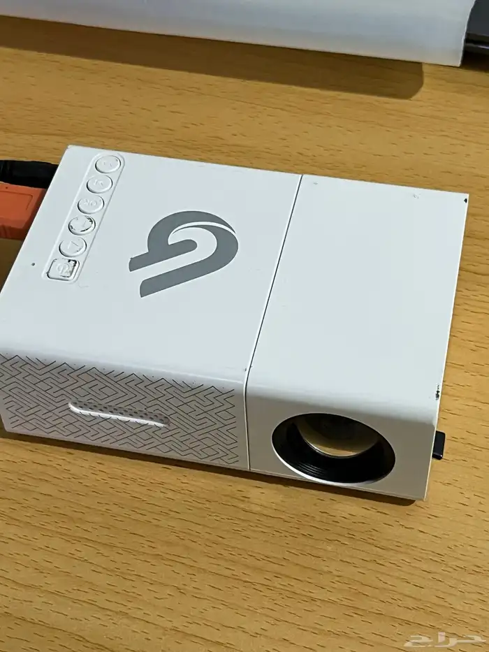 للبيع جهاز بروجيكتر 0