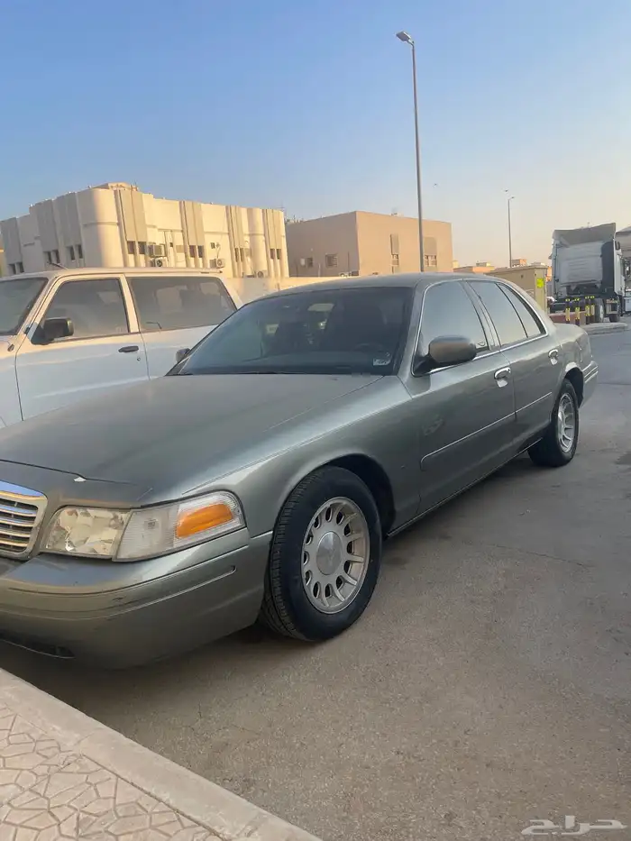 فورد فكتوريا 0