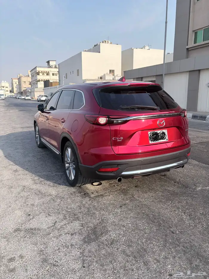مازدا CX 9 لون احمر موديل 2021 5