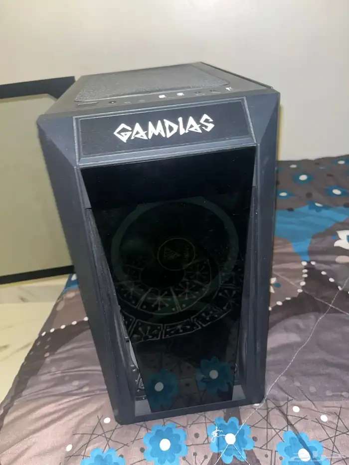 بيسي للبيع للصامل فقط تواصل واتس 8