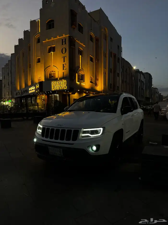 جيب كومباس 4 سلندر 2011 فل كامل للبيع خلال اليومين هاذي 7