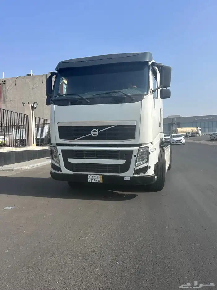 السلام عليك ورحمة الله وبركاته سياره فولفو 2011 زاهد 4