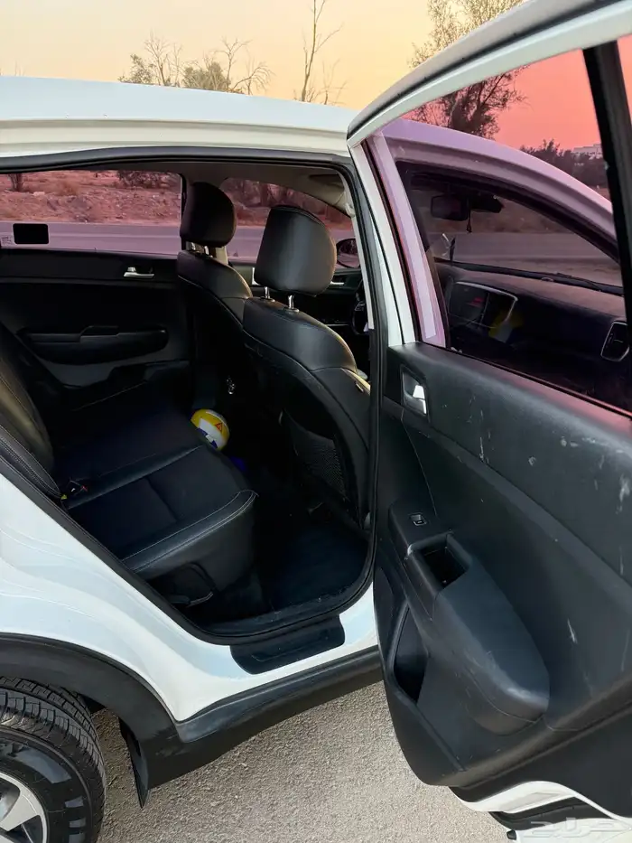 للبيع سبورتاج 6