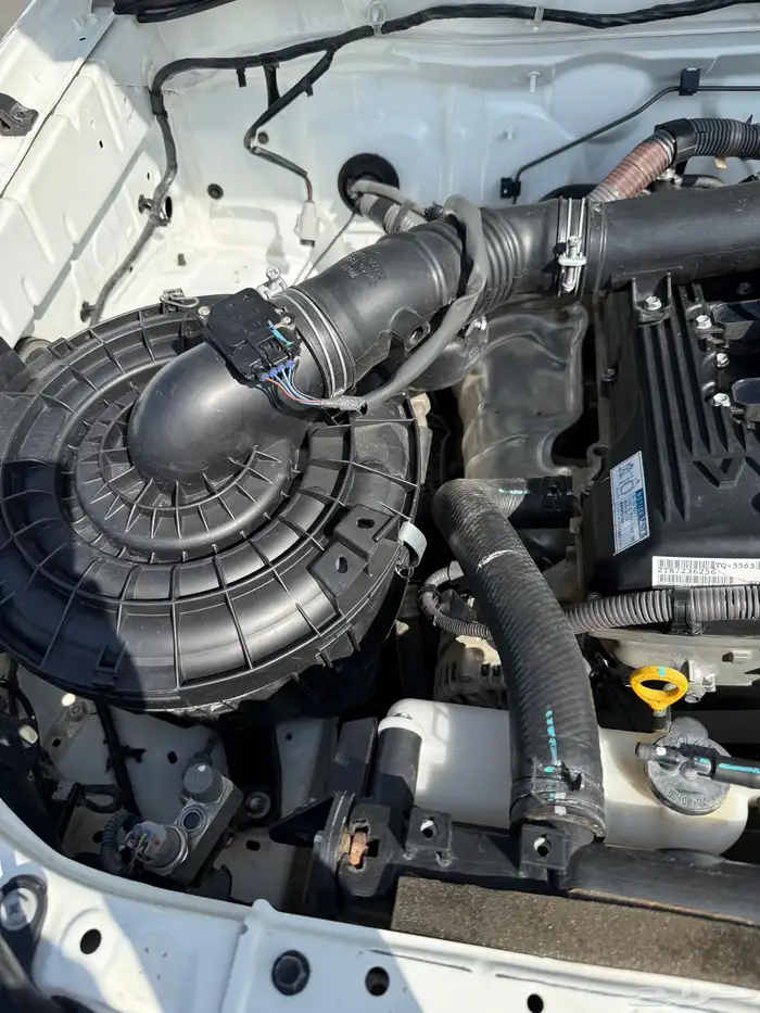 للبيع هايلوكس دبل 2012 مخزن سعودي 5