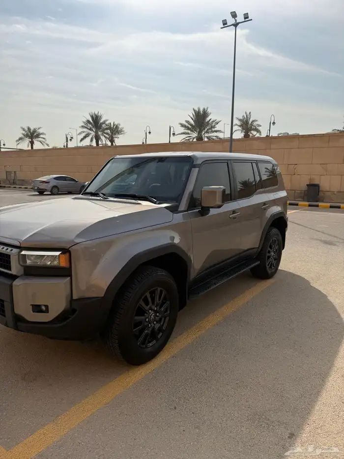 برادو 2024 للبيع 1