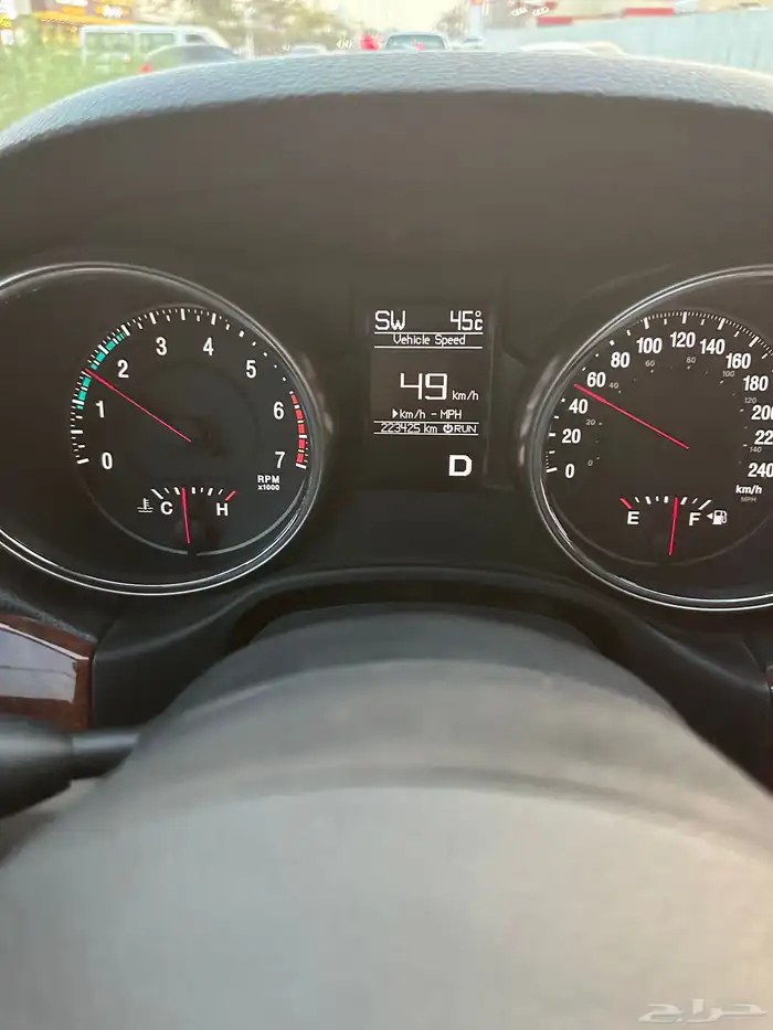 جيب قراند شروكي ممشى 235 000 1