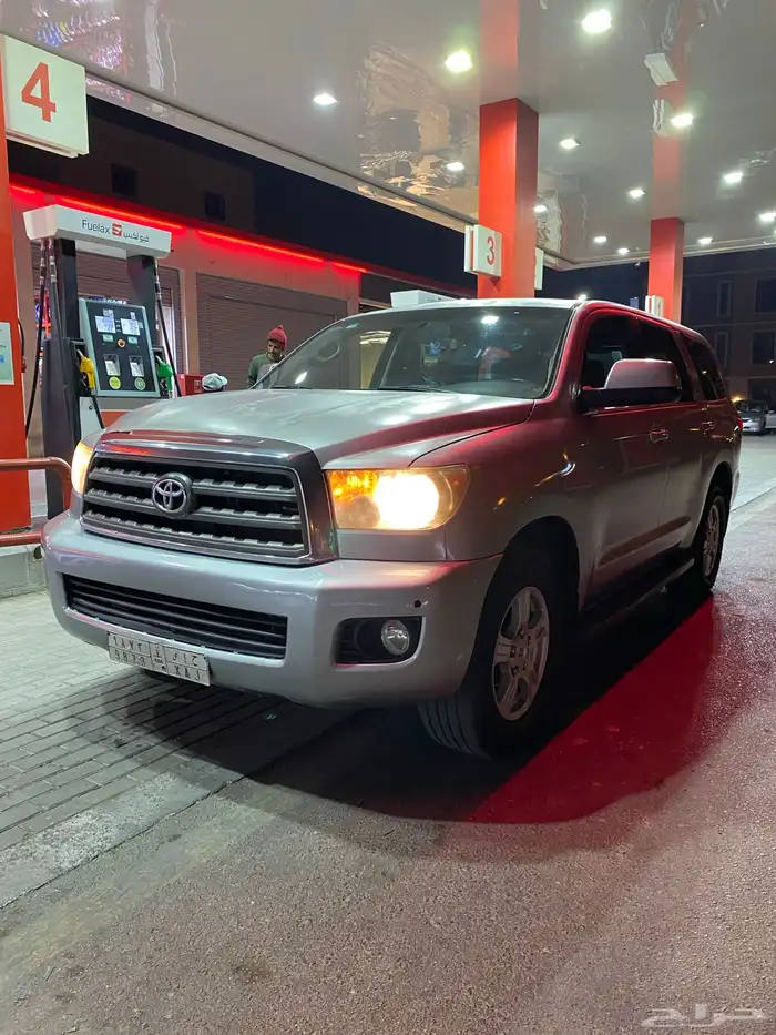 تويوتا سكويا 2013 7