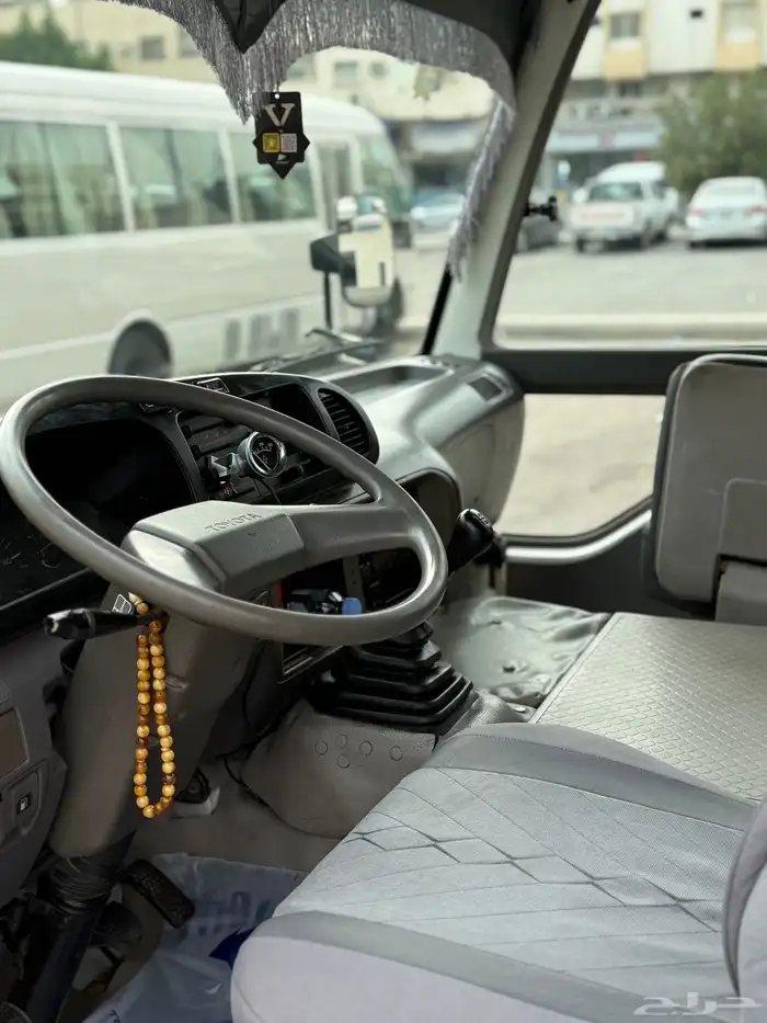 باص تويوتا كوستر 2012 ديزل نضيف جدا 13