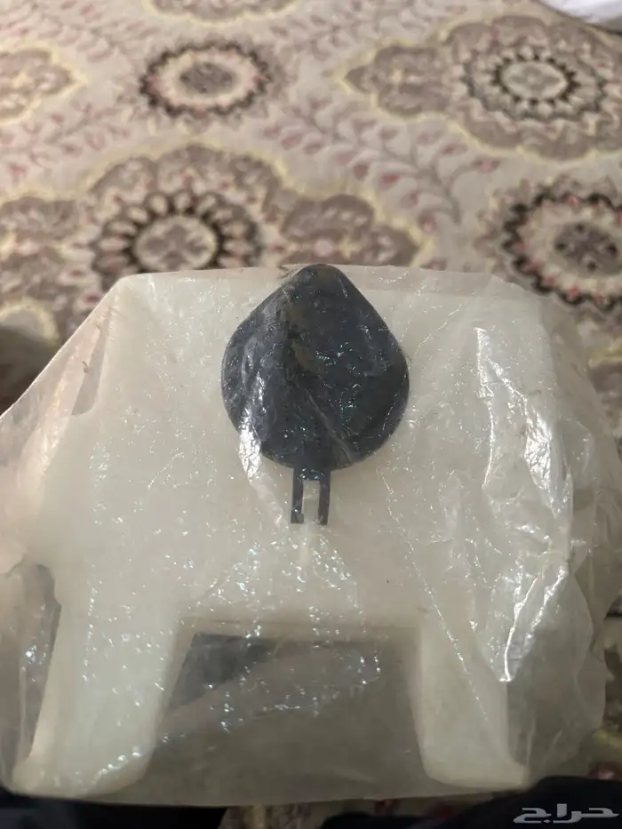 قربة ماء المساحات هايلكس 2005اصلي جديد 0