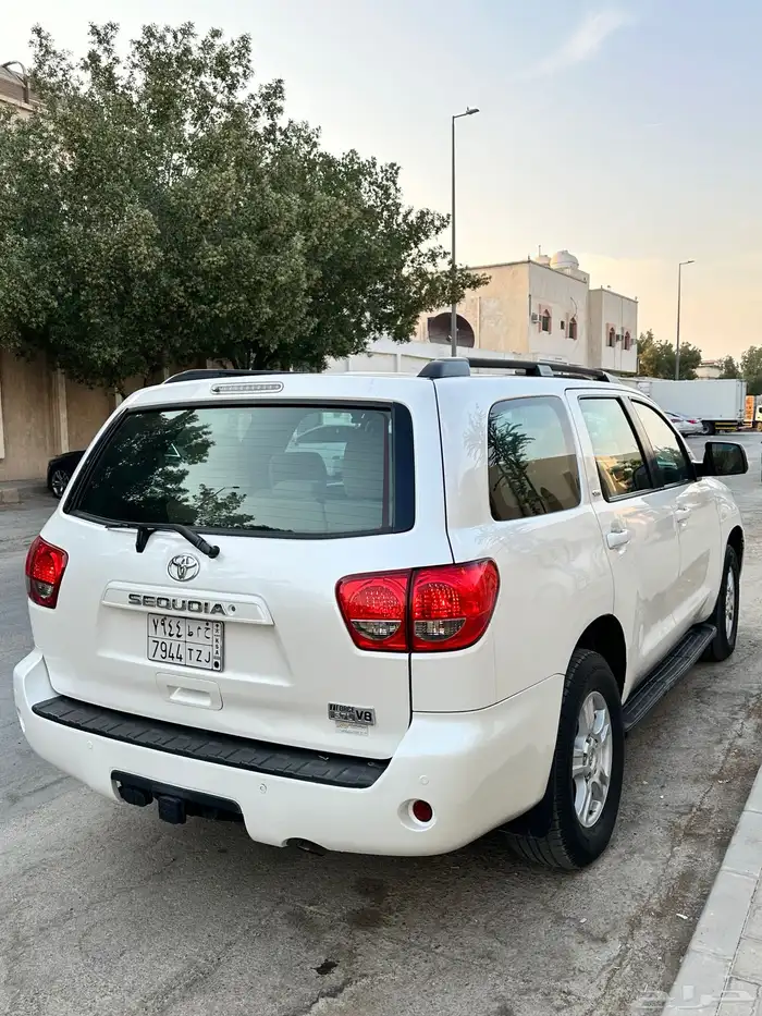 للبيع سيكويا 2016 بحالة الوكاله 1