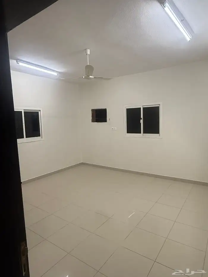 دور أرضى للإيجار بحى الخليج شارع ابن الهيثم 12