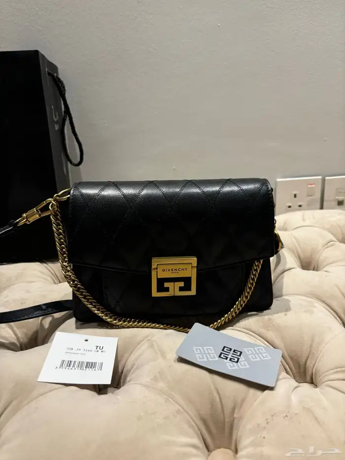 شنطة جيفينشي اصلية مع شانيل 0