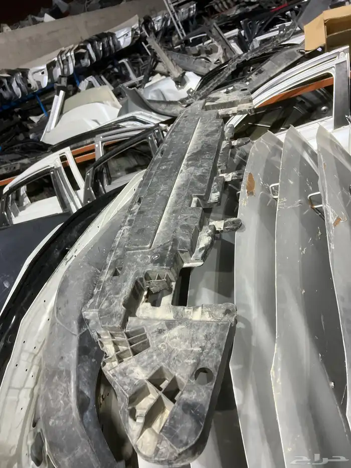 بطانات كامري من 2018 _2024 وكاله بطانه تحت الصدام 1