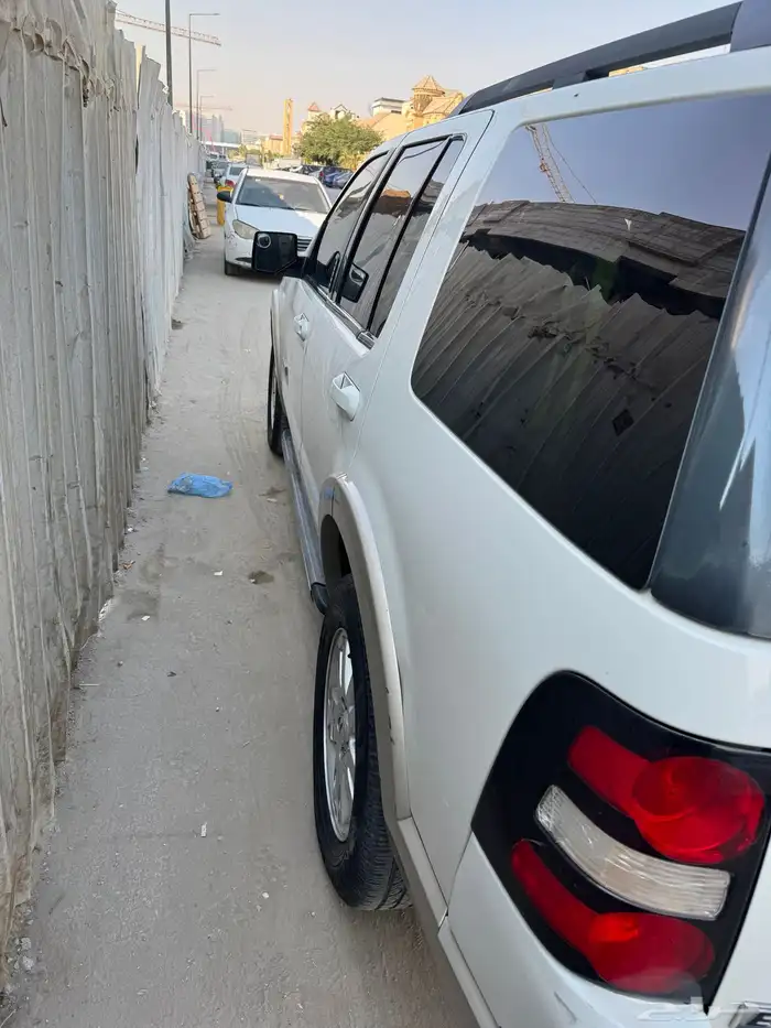 فورد اكسبلورر 2008 بحالة ممتازة جدا 13