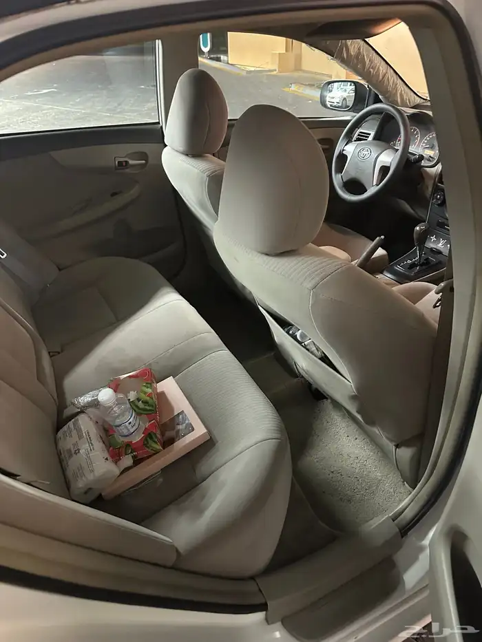 للبيع كورلا 2010 11