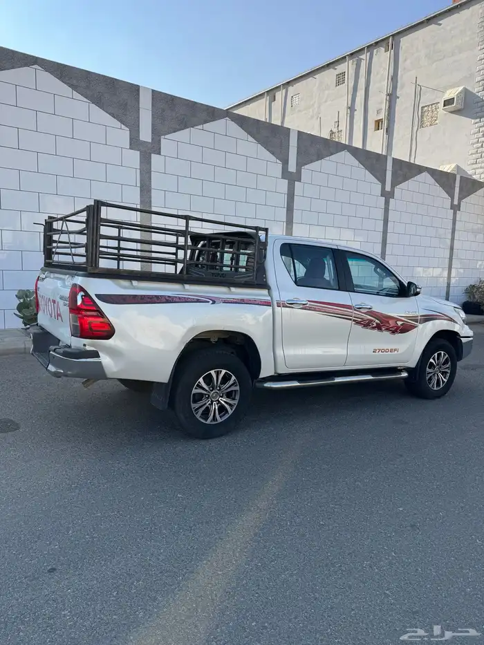 تيوتا هايلكس GLX 2016 0