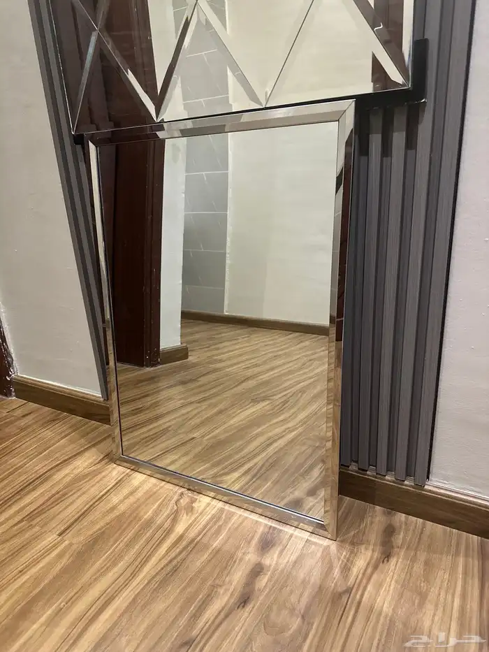 مرايتين نظيفه جدا 3