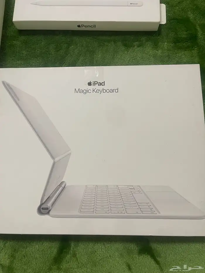 apple Ipad 1Tb pro M2 11  4th Gen Keyboard Pen 2