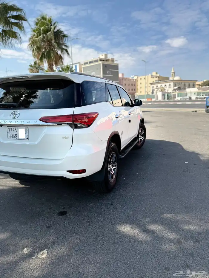 فورشنر 2021 عبداللطيف جميل 6 سلندر VX1 مالك اول 7