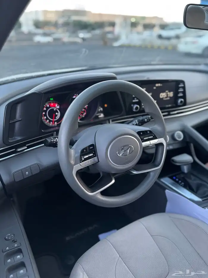 النترا 2023 سمارت 10