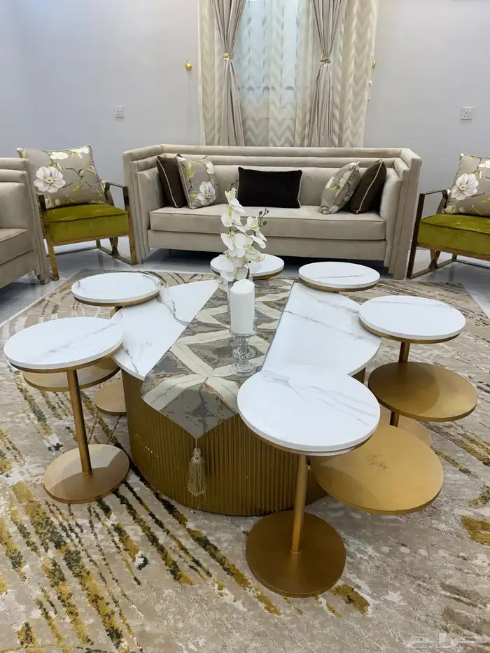 طاوله وسط مع خدمه 0